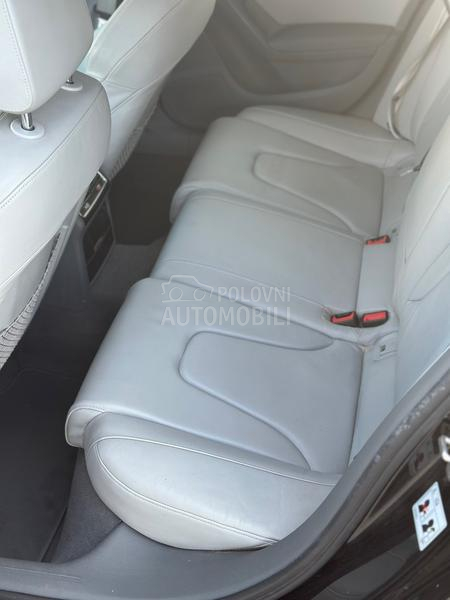 Audi A4 quattro s tronic