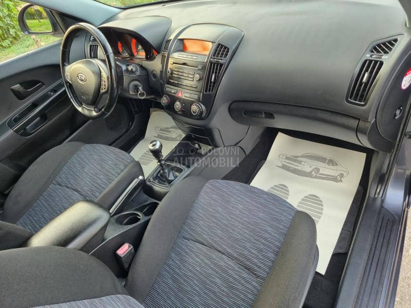 Kia cee`d 1.4 B E N Z Kia cee`d 1.4 B E N Z