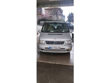 Mercedes Benz V Klasa V230