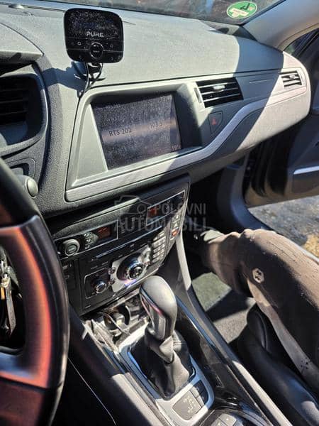 Citroen C5 -  kompletan auto u delovima