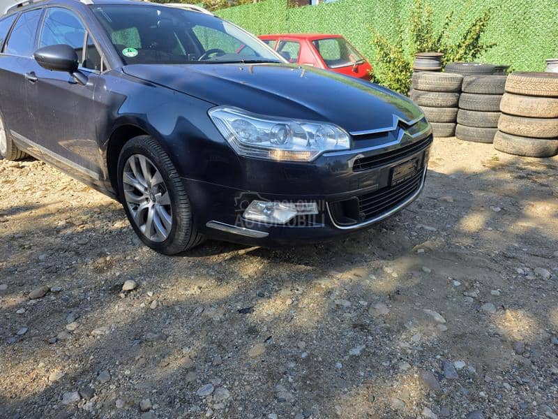 Citroen C5 -  kompletan auto u delovima
