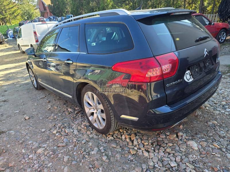 Citroen C5 -  kompletan auto u delovima