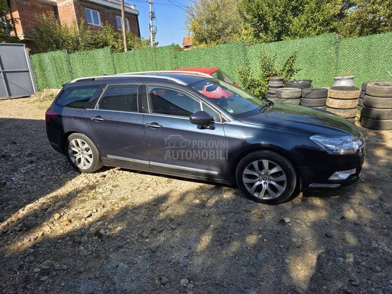Citroen C5 -  kompletan auto u delovima