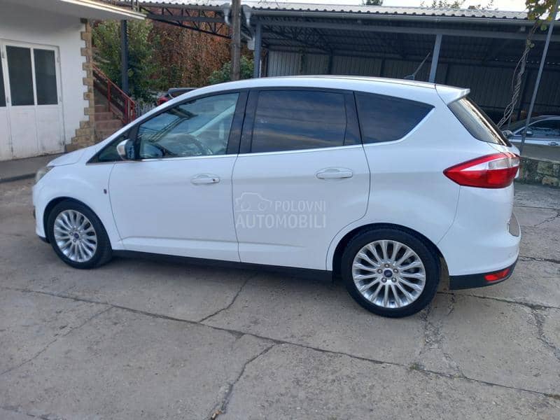 Ford C-Max GHIA-TITANIUM