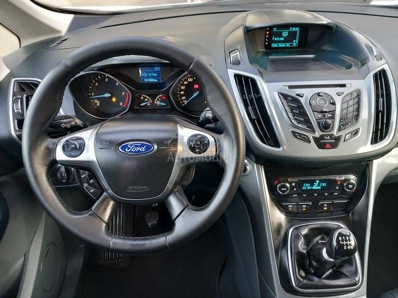 Ford C-Max GHIA-TITANIUM