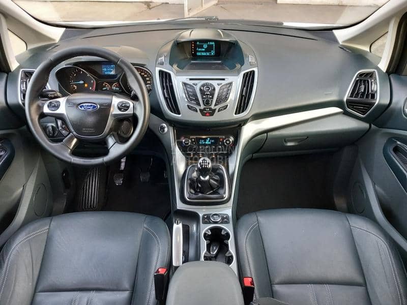 Ford C-Max GHIA-TITANIUM