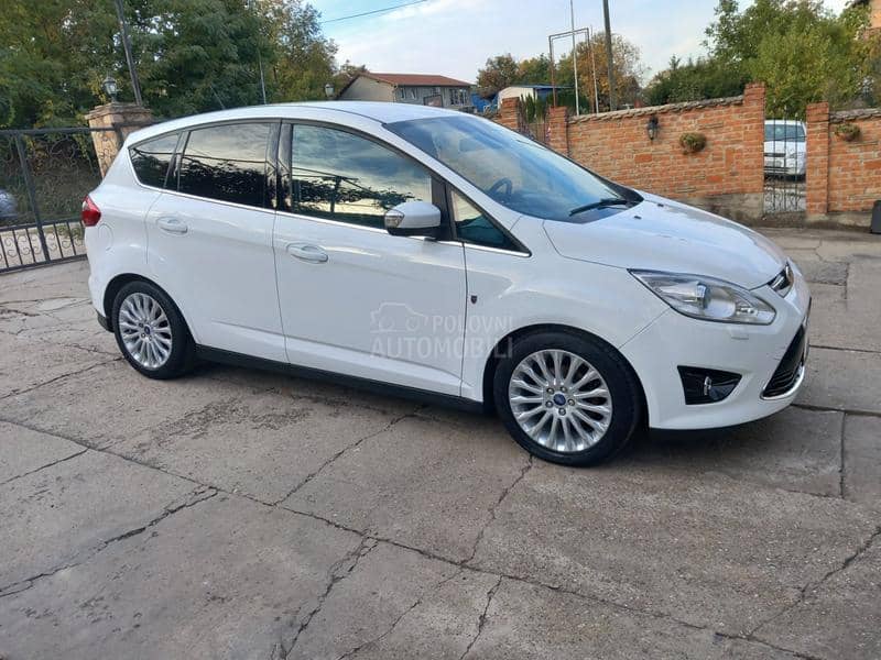 Ford C-Max GHIA-TITANIUM