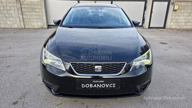 Seat Leon 1.6TDI matrix/kož