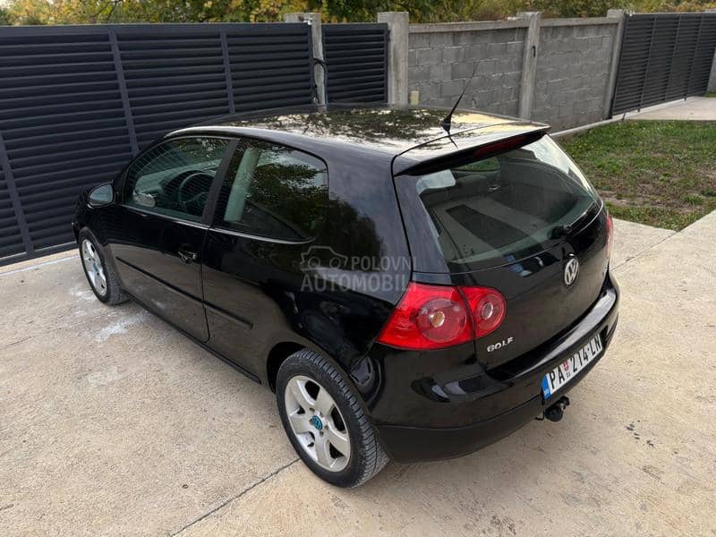 Volkswagen Golf 5 1.9 Tdi Volkswagen Golf 5 1.9 Tdi