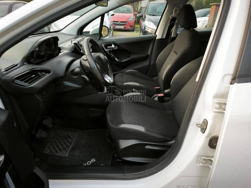 Peugeot 208 1.6 hdi NOV