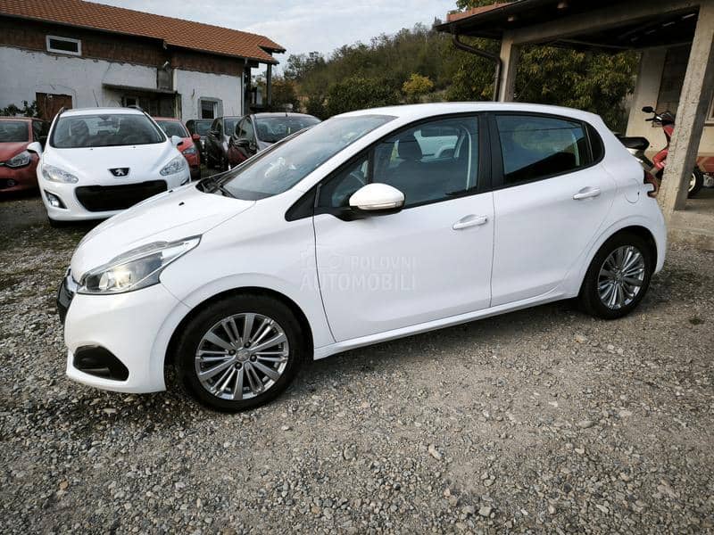 Peugeot 208 1.6 hdi NOV