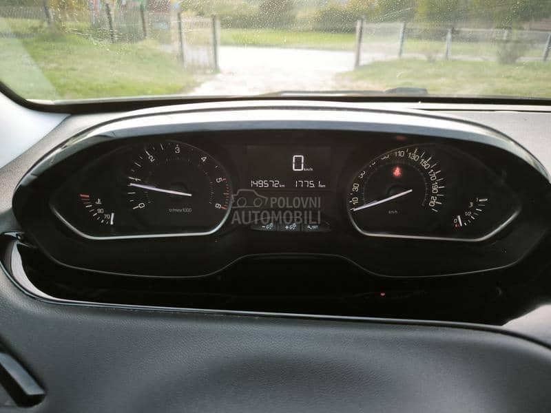 Peugeot 208 1.6 hdi NOV