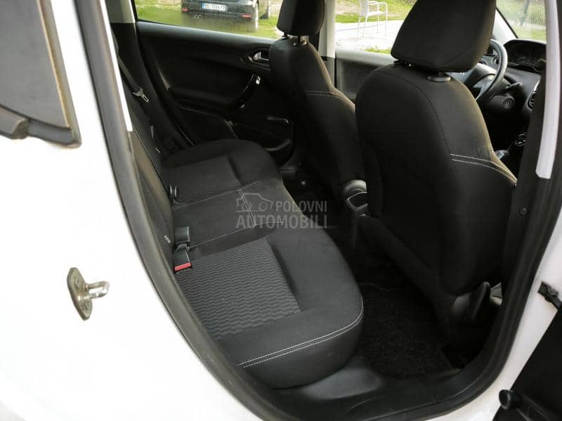 Peugeot 208 1.6 hdi NOV