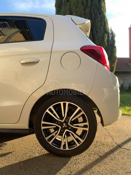 Mitsubishi Space Star 