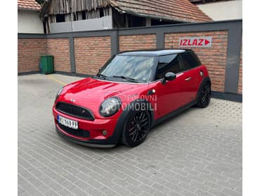 MINI Cooper S AKRAPOVIČ