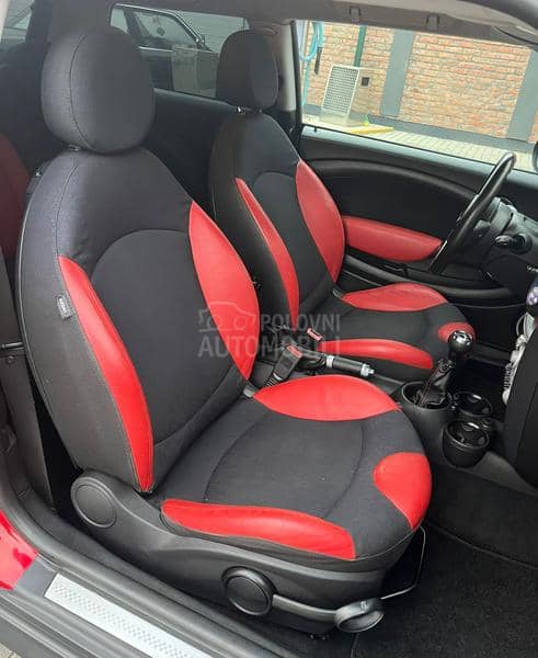 MINI Cooper S AKRAPOVIČ