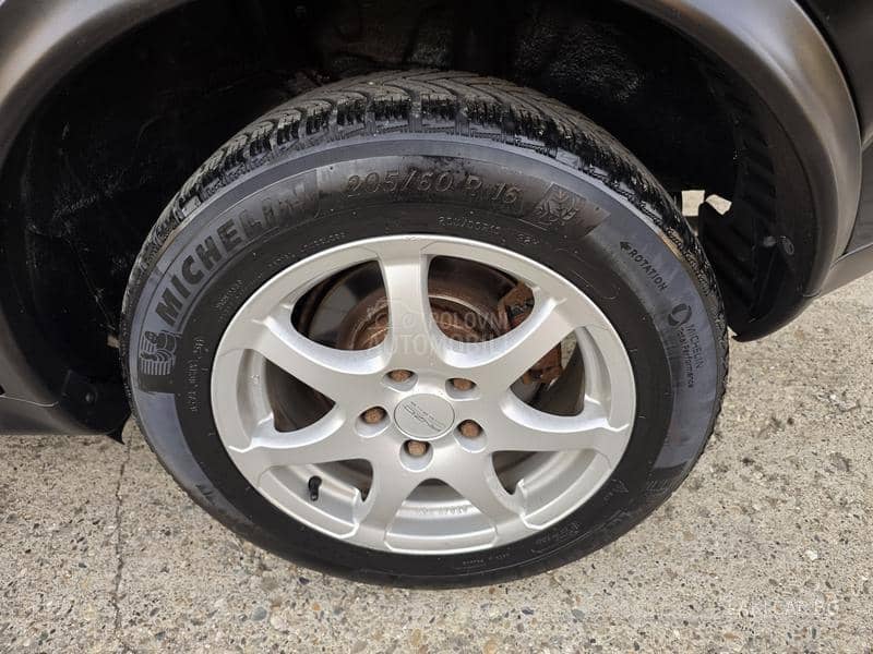 Nissan Juke SPORT 1.6b