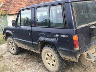 Isuzu Trooper 2.6