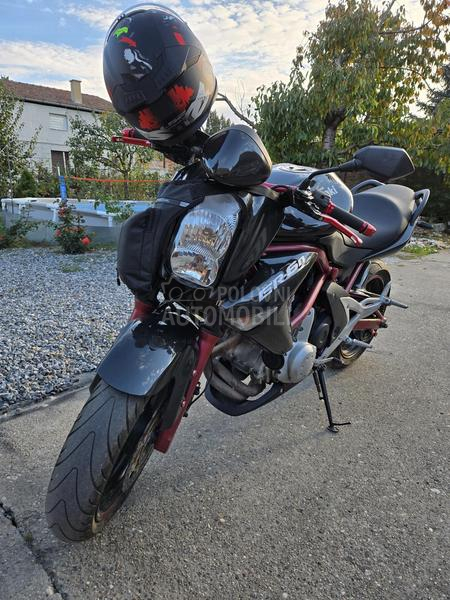 Kawasaki ER6N