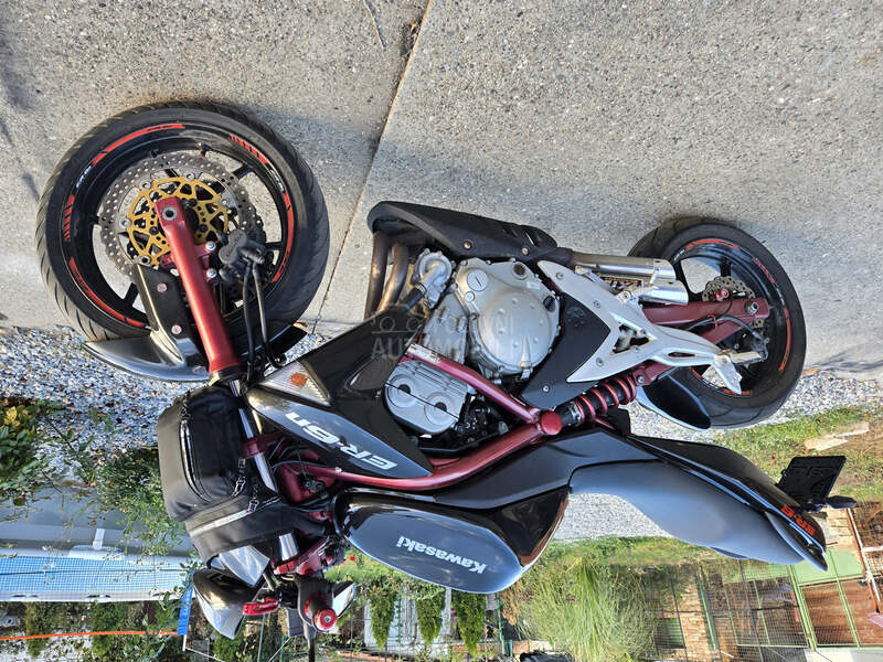 Kawasaki ER6N