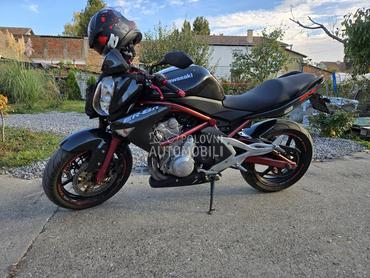 Kawasaki ER6N