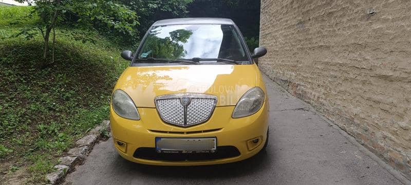 Lancia Ypsilon 