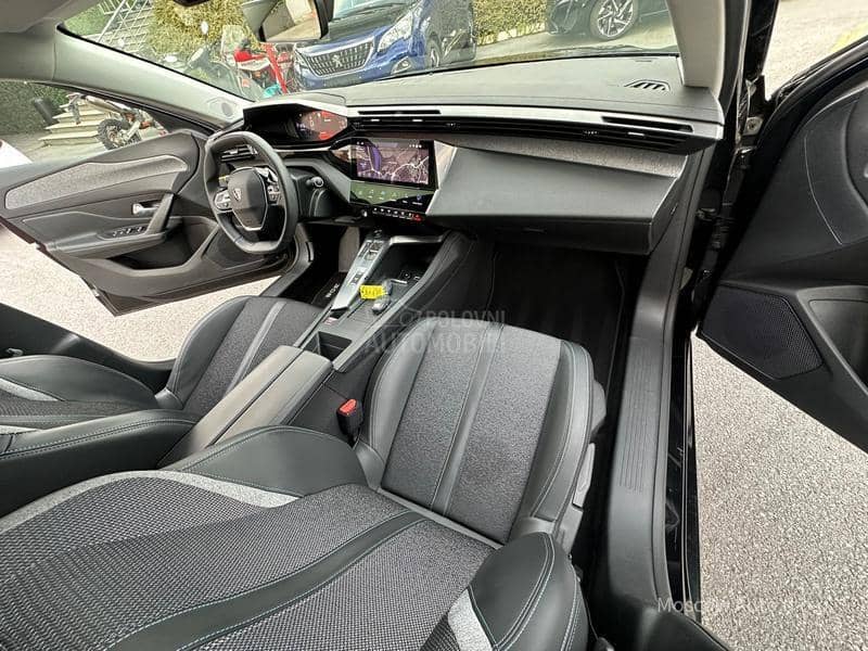 Peugeot 308 Allure pack 1.2