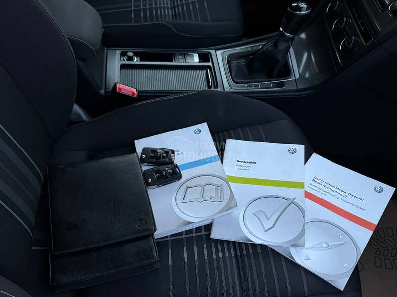Volkswagen Golf 7 1.6 TDI LOUNGE/ VRH