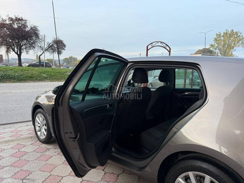 Volkswagen Golf 7 1.6 TDI LOUNGE/ VRH