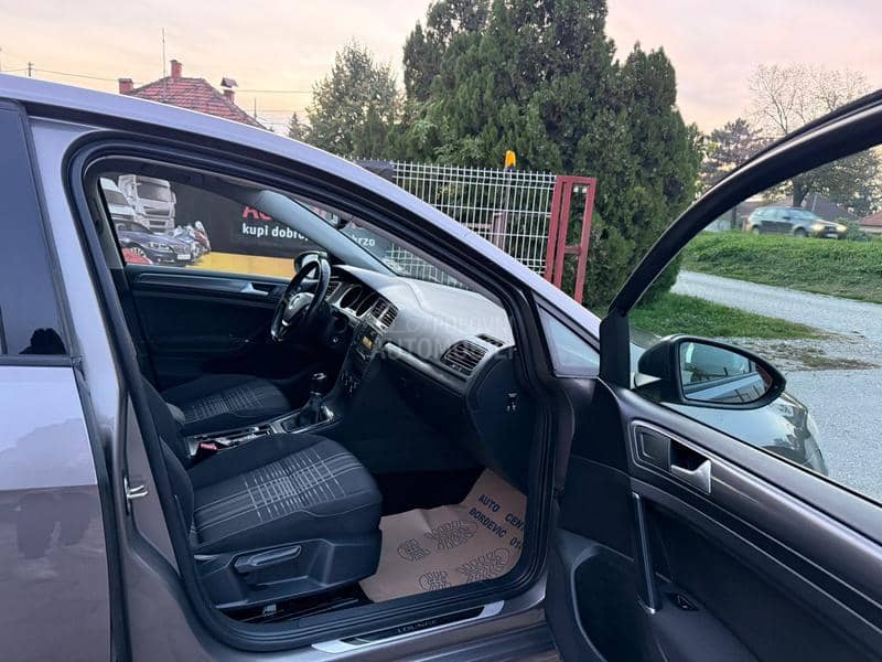 Volkswagen Golf 7 1.6 TDI LOUNGE/ VRH