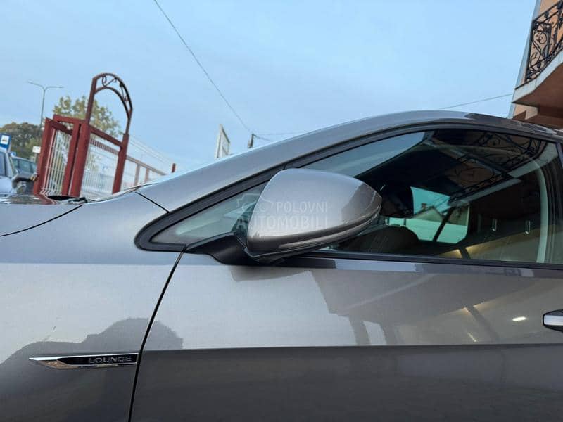 Volkswagen Golf 7 1.6 TDI LOUNGE/ VRH