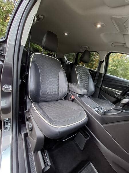 Ford Kuga VIGNALE 2.0 150HP Ford Kuga VIGNALE 2.0 150HP