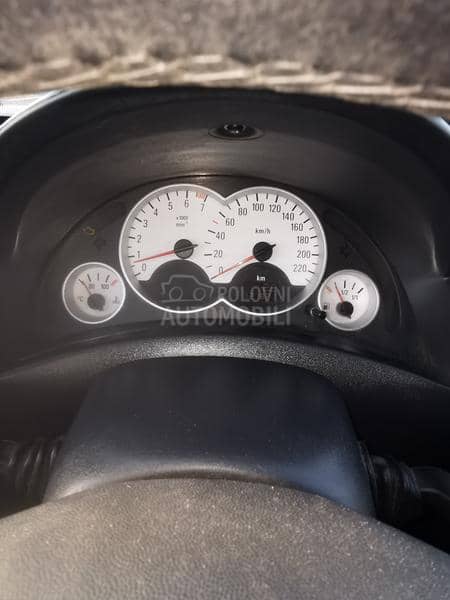 Opel Corsa C 1.0