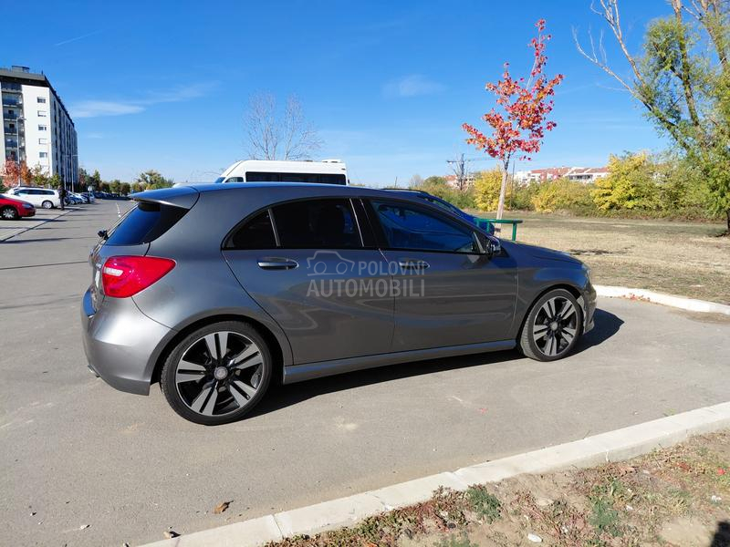 Mercedes Benz A 180 W176 180 CDI