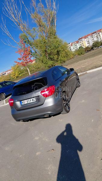 Mercedes Benz A 180 W176 180 CDI