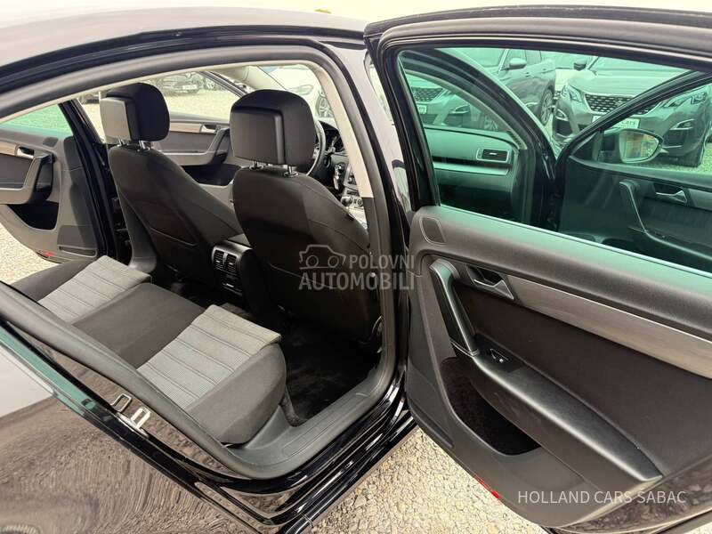 Volkswagen Passat B7 1.6 TDI HIGHLINE