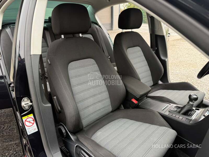 Volkswagen Passat B7 1.6 TDI HIGHLINE