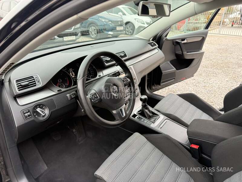 Volkswagen Passat B7 1.6 TDI HIGHLINE