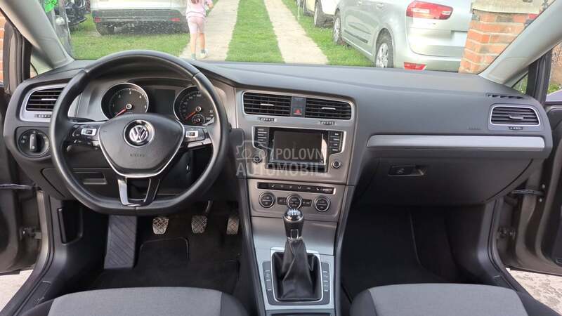 Volkswagen Golf 7 1.6D Comfortilne