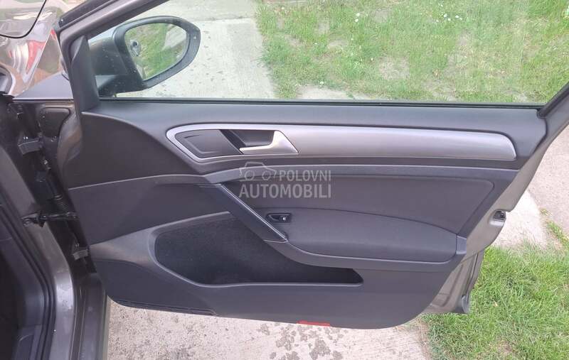 Volkswagen Golf 7 1.6D Comfortilne