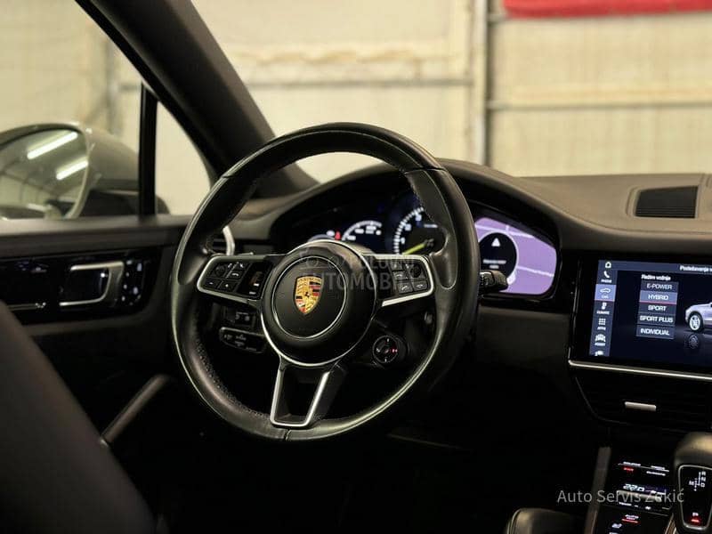 Porsche Cayenne Coupe/E-Hyb/Chrono