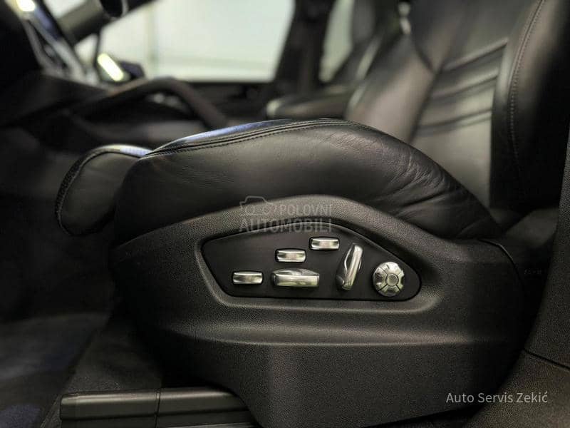 Porsche Cayenne Coupe/E-Hyb/Chrono