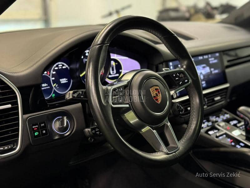 Porsche Cayenne Coupe/E-Hyb/Chrono