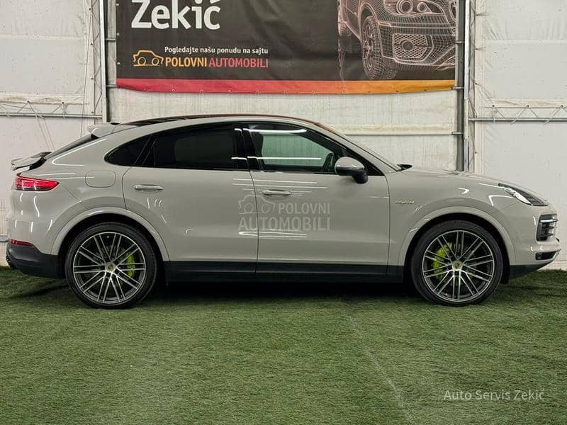 Porsche Cayenne Coupe/E-Hyb/Chrono