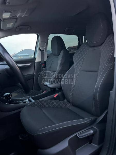 Škoda Karoq 1.6 TDI led/nav/dsg