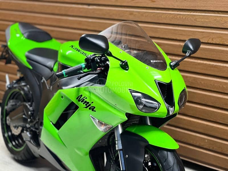 Kawasaki ZX6R