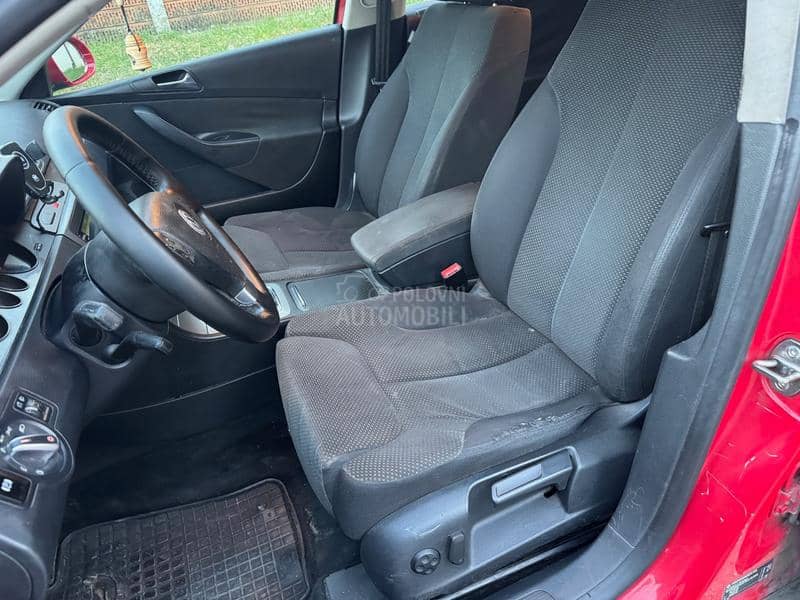 Volkswagen Passat B6 2,0Tdi DSG 8v Volkswagen Passat B6 2,0Tdi DSG 8v