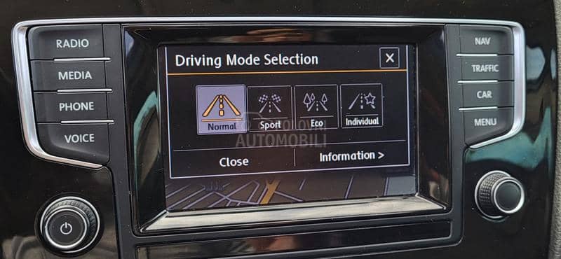 Volkswagen Golf 7 PANO/LED/HIGHLINE Volkswagen Golf 7 PANO/LED/HIGHLINE