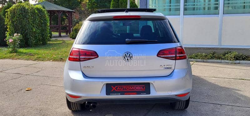 Volkswagen Golf 7 PANO/LED/HIGHLINE Volkswagen Golf 7 PANO/LED/HIGHLINE