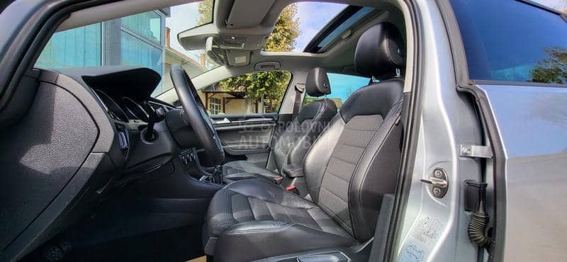 Volkswagen Golf 7 PANO/LED/HIGHLINE Volkswagen Golf 7 PANO/LED/HIGHLINE
